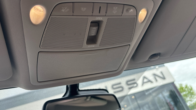 Nissan X-Trail 1.6 dCi Tekna 5dr Xtronic Diesel Station Wagon